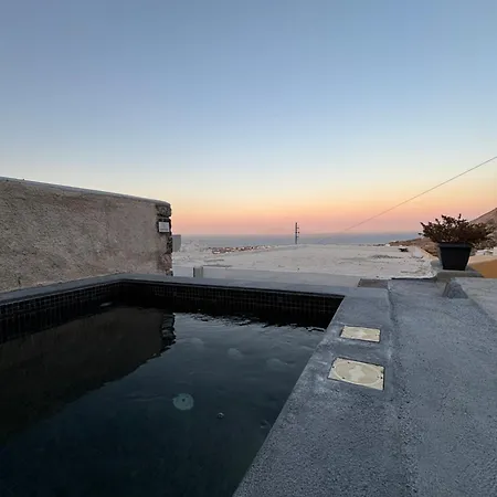 Villa Geminos Complex Kamari (Santorini)