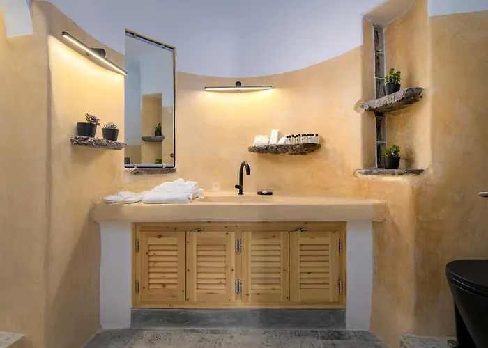 Geminos Complex Kamári