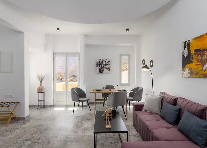 Villa Geminos Complex *