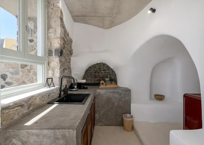 Villa Geminos Complex *