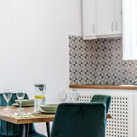 Geminos Complex * Kamári