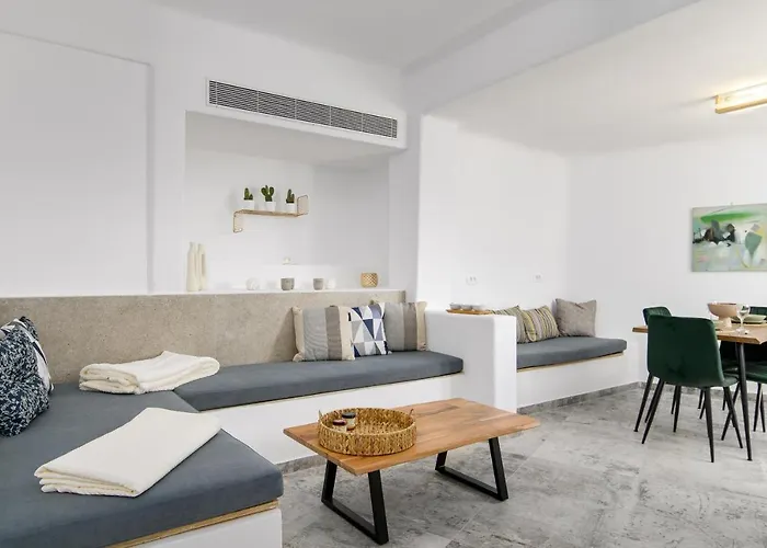 Geminos Complex * Kamári