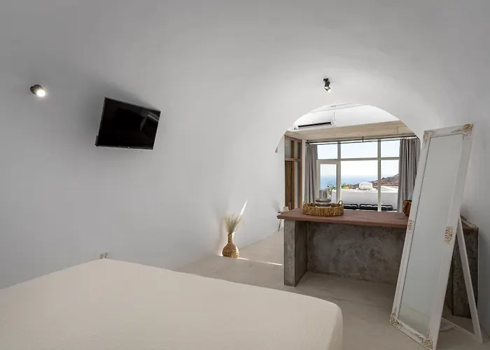 Geminos Complex Villa *